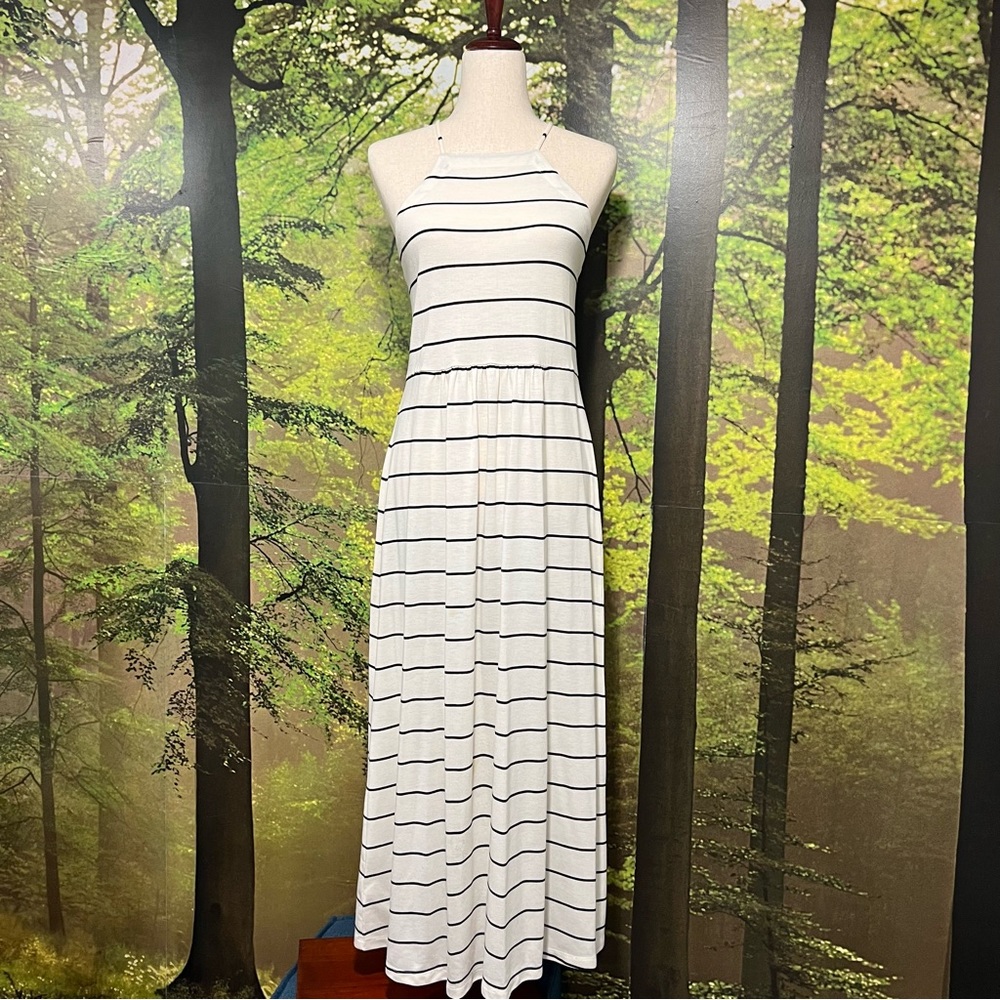Lou & Grey Off-White & Black Striped Maxi Dress